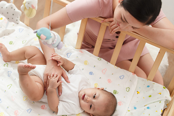 怀化市妇幼保健院首例试管宝宝